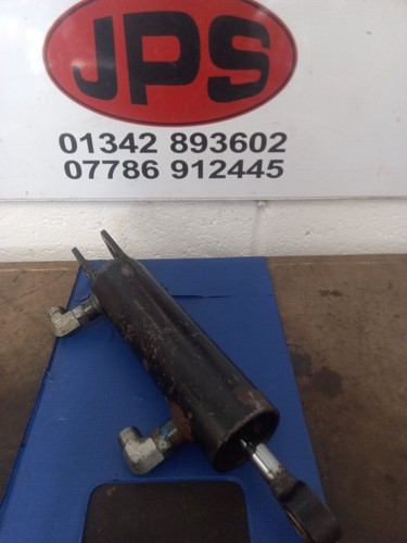 Front hydraulic lift - front,
