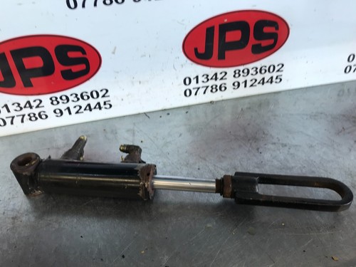 Hydraulic double acting - , centre