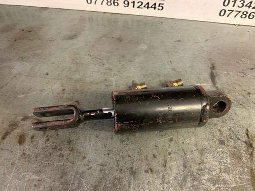 Hydraulic ram 4605 - ram, toro